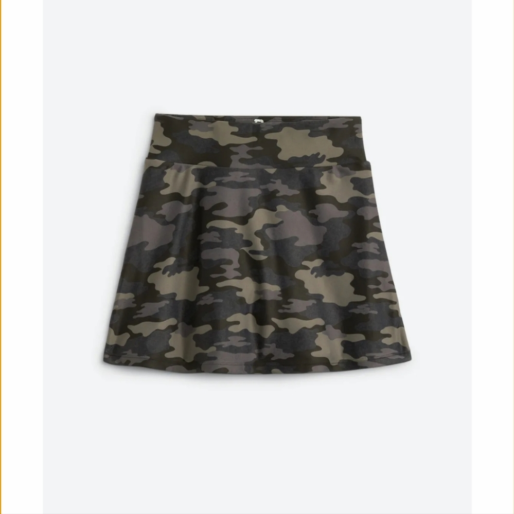 NWT. Stitch Fix Girl's Active Skort